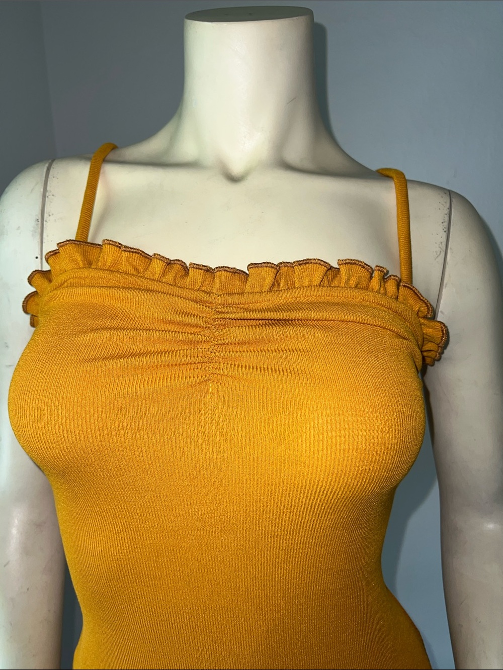 NWT Lovers + Friends Kudrow MIDI BodyCon Dress Honey Yellow. Size XS. - Picture 3 of 7